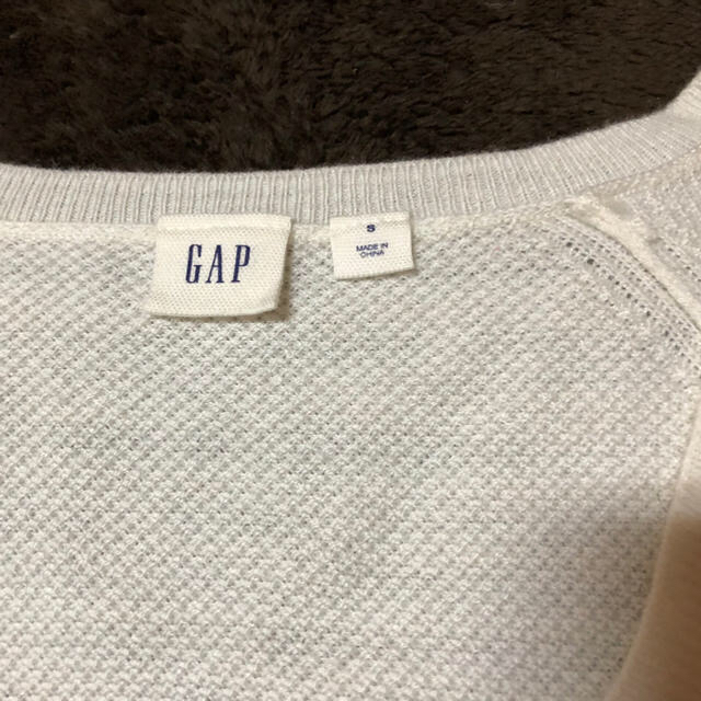 GAP(ギャップ)のはな様専用 ギャップ Vネックニット S レディースのトップス(ニット/セーター)の商品写真