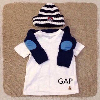 ベビーギャップ(babyGAP)のgap kids Vネック 白 Tシャツ(その他)