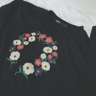 アズノウアズ(AS KNOW AS)のお花刺繍 ブラック シャツ？トレーナー？(シャツ/ブラウス(長袖/七分))