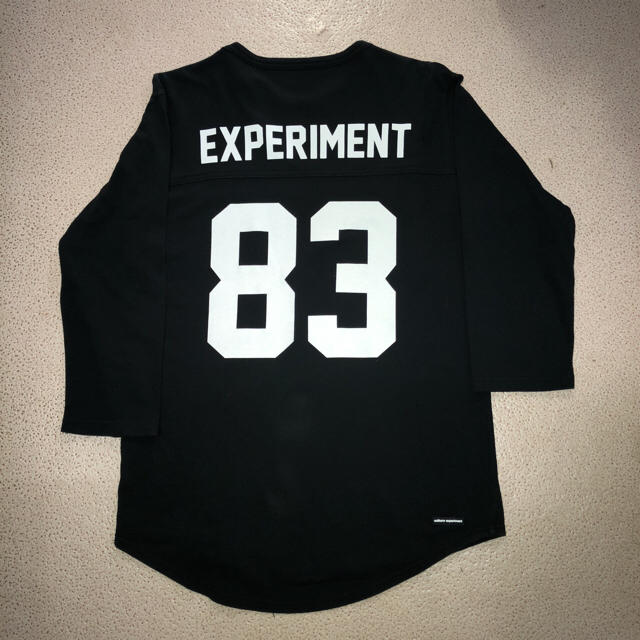 uniform experiment(ユニフォームエクスペリメント)のuniform experiment フットボールTee メンズのトップス(Tシャツ/カットソー(七分/長袖))の商品写真