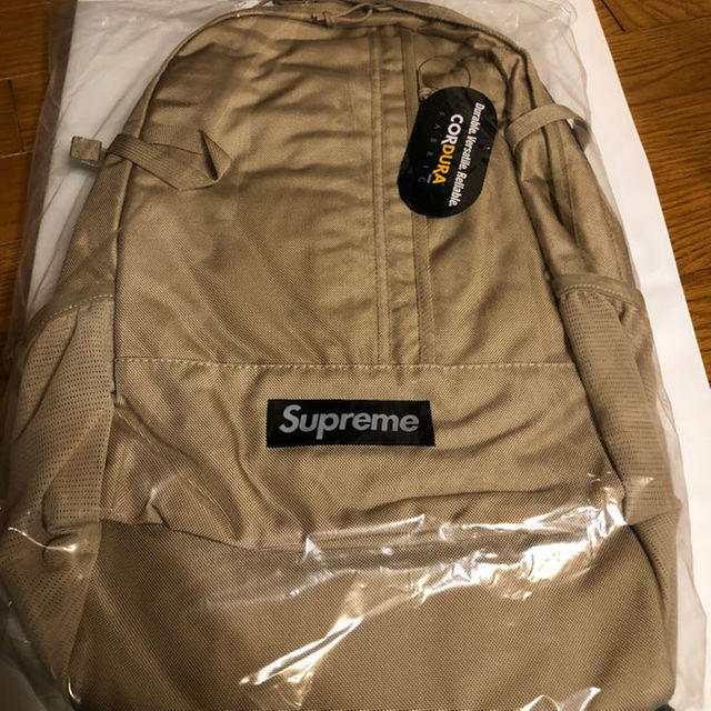 Supreme(シュプリーム)の【最終値下げ】supreme  backpack tan バックパック ベージュ メンズのバッグ(バッグパック/リュック)の商品写真