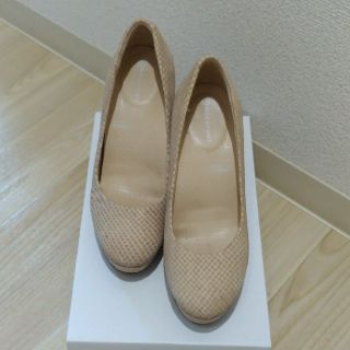 ロックポート(ROCKPORT)のROCKPORT ロックポート ハイヒール パンプス 22.5㎝ 本革 ベージュ(ハイヒール/パンプス)