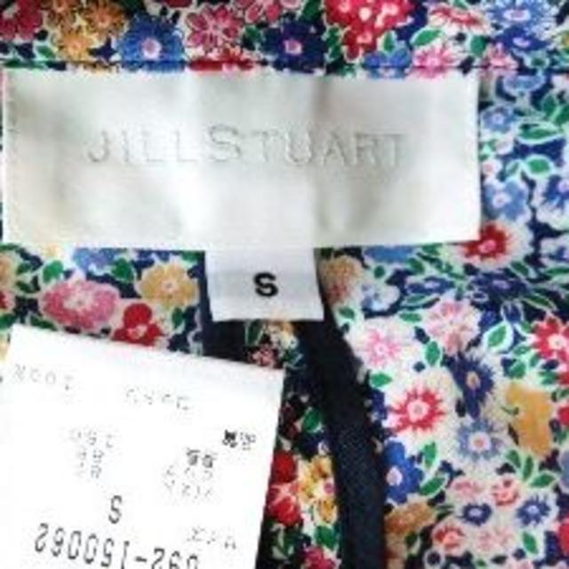 JILLSTUART(ジルスチュアート)の美品◆ジルスチュアート◆リバティ柄の薄手テーラードジャケット レディースのジャケット/アウター(テーラードジャケット)の商品写真