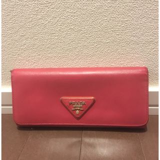 プラダ(PRADA)のPRADA 長財布 レッド(財布)