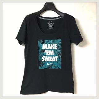 ナイキ(NIKE)のNIKE ナイキ 花柄パンチング半袖ロゴTシャツ トレーニング(Tシャツ(半袖/袖なし))