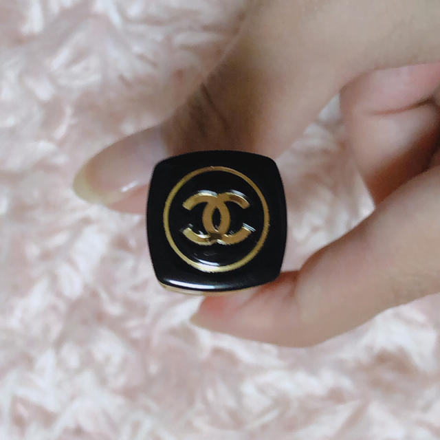 CHANEL(シャネル)のCHANEL グロス ピンク コスメ/美容のベースメイク/化粧品(リップグロス)の商品写真