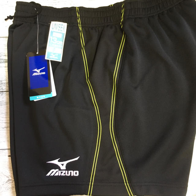 MIZUNO(ミズノ)の専用☆お取り置き中 ミズノ バレーボールパンツ メンズXL スポーツ/アウトドアのスポーツ/アウトドア その他(バレーボール)の商品写真