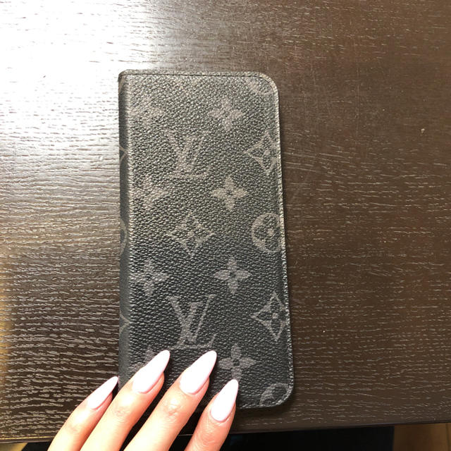 LOUIS VUITTON(ルイヴィトン)のiPhone 携帯カバー ヴィトン サクランボさん専用 スマホ/家電/カメラのスマホアクセサリー(iPhoneケース)の商品写真