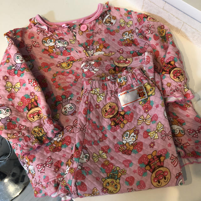 アンパンマン(アンパンマン)のアンパンマンパジャマ女の子用♪♪ キッズ/ベビー/マタニティのキッズ服女の子用(90cm~)(パジャマ)の商品写真