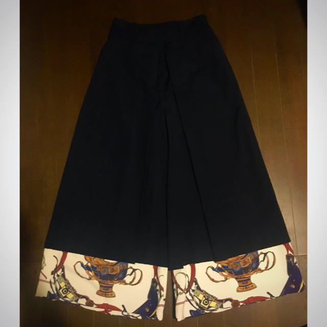 Ameri VINTAGE(アメリヴィンテージ)のAmeri vintage RITA LAYERED PANTS ネイビー レディースのパンツ(カジュアルパンツ)の商品写真