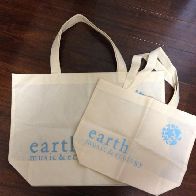 earth music & ecology(アースミュージックアンドエコロジー)のあやぽん様お取り置き中☆ レディースのバッグ(ショップ袋)の商品写真