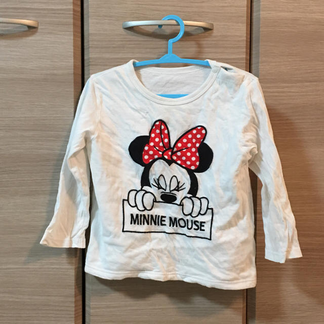 UNIQLO(ユニクロ)のミニー 長袖 クルーネックTシャツ キッズ/ベビー/マタニティのキッズ服女の子用(90cm~)(Tシャツ/カットソー)の商品写真