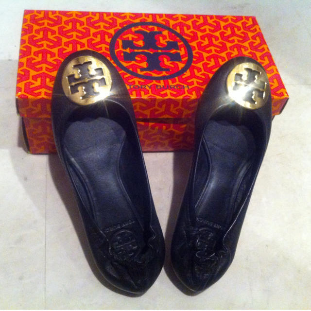 Tory Burch(トリーバーチ)のTORY BURCH フラットシューズ レディースの靴/シューズ(ハイヒール/パンプス)の商品写真