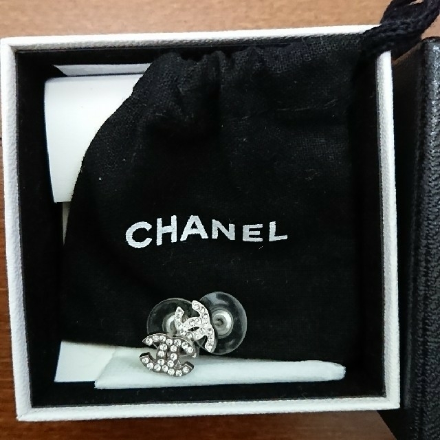 CHANEL ピアス