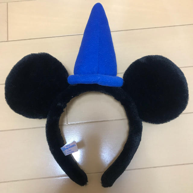 Disney(ディズニー)のミッキーカチューシャ エンタメ/ホビーのおもちゃ/ぬいぐるみ(キャラクターグッズ)の商品写真