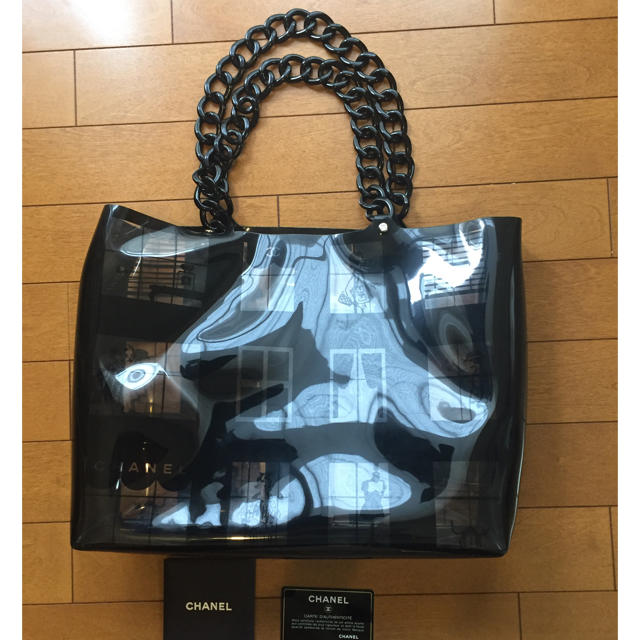 CHANEL(シャネル)のmoon様専用★シャネルバッグ ビニール レディースのバッグ(その他)の商品写真