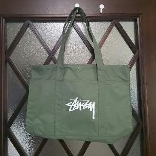 ステューシー(STUSSY)の最終お値下げ☆１回使用難あり☆ステューシー☆４つのポケットが便利なトート(トートバッグ)