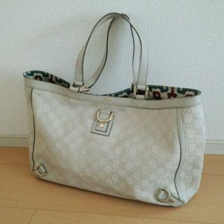 グッチ(Gucci)の♡GUCCIｸﾞｯﾁ♡ﾄｰﾄﾊﾞｯｸ(トートバッグ)