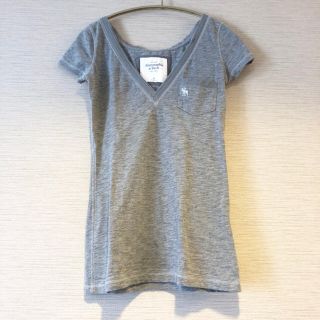 アバクロンビーアンドフィッチ(Abercrombie&Fitch)の【未使用】Abercrombie & Fitch Tシャツ グレー XS(Tシャツ(半袖/袖なし))