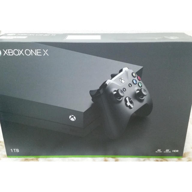 Xbox(エックスボックス)のXbox one X 新品未開封 エンタメ/ホビーのゲームソフト/ゲーム機本体(家庭用ゲーム機本体)の商品写真