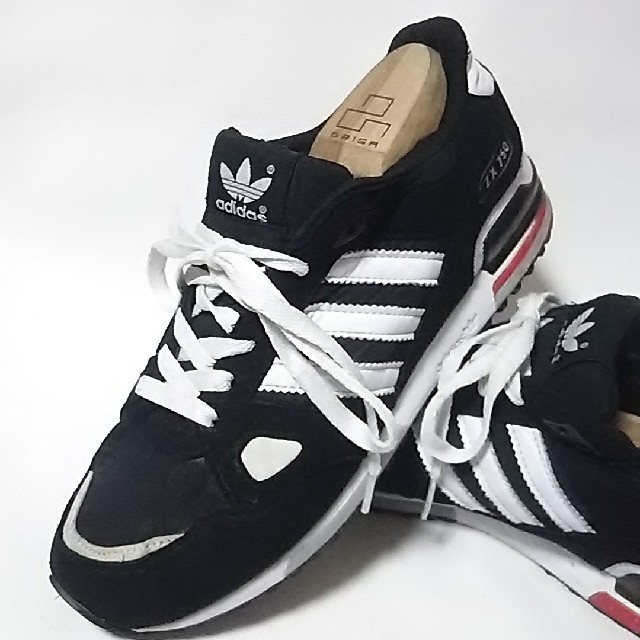 adidas(アディダス)の限定カラー黒白!アディダスZX750高級レザースニーカーMAX95再販なし！ メンズの靴/シューズ(スニーカー)の商品写真