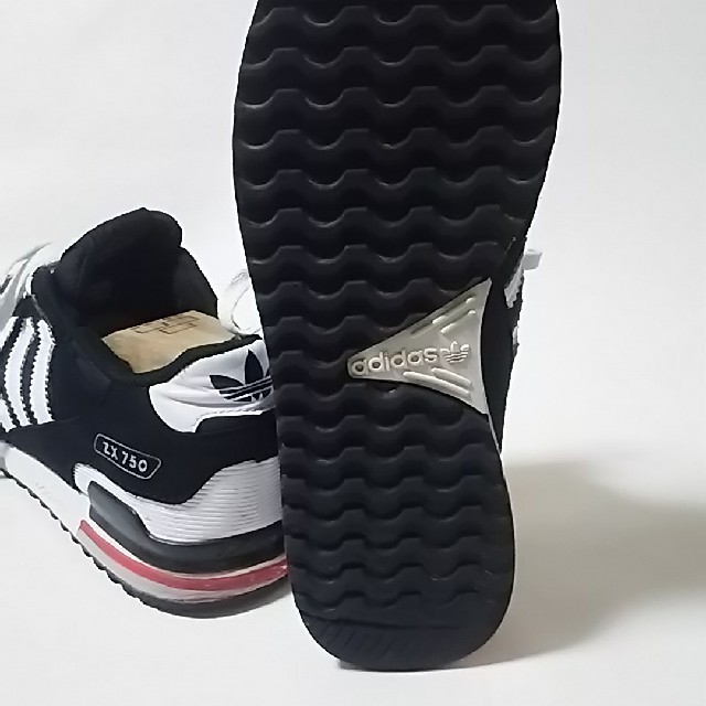 adidas - 限定カラー黒白!アディダスZX750高級レザースニーカー adidas - 限定カラー黒白!アディダスZX750高級レザースニーカー