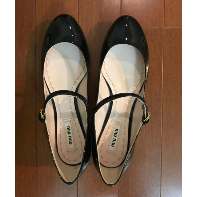 miu miu ストラップシューズ 36 新品未使用 エナメル | フリマアプリ ラクマ