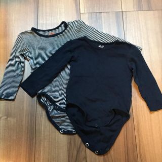 エイチアンドエム(H&M)の長袖ロンパース 2枚組 4-6ヶ月(ロンパース)