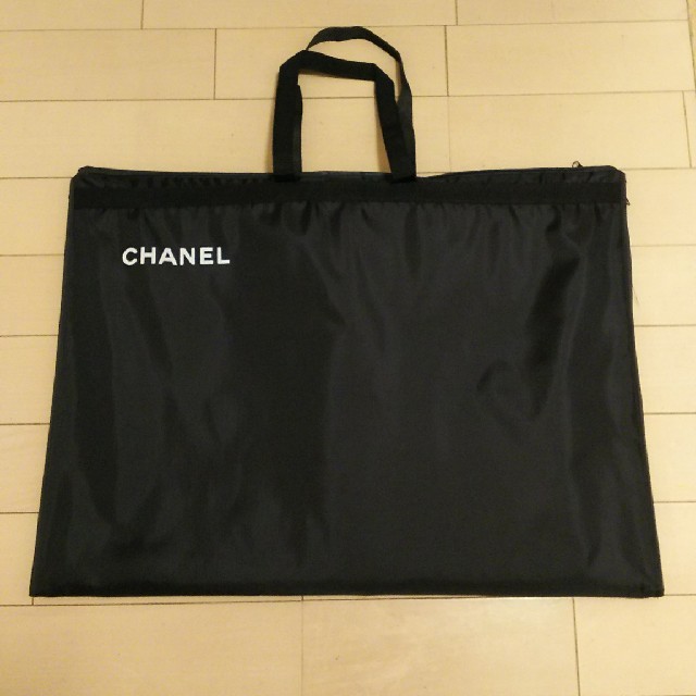 CHANEL(シャネル)の再値下❗️ 美品❗️ シャネル Chanel ガーメントケース 黒 レディースのレディース その他(その他)の商品写真