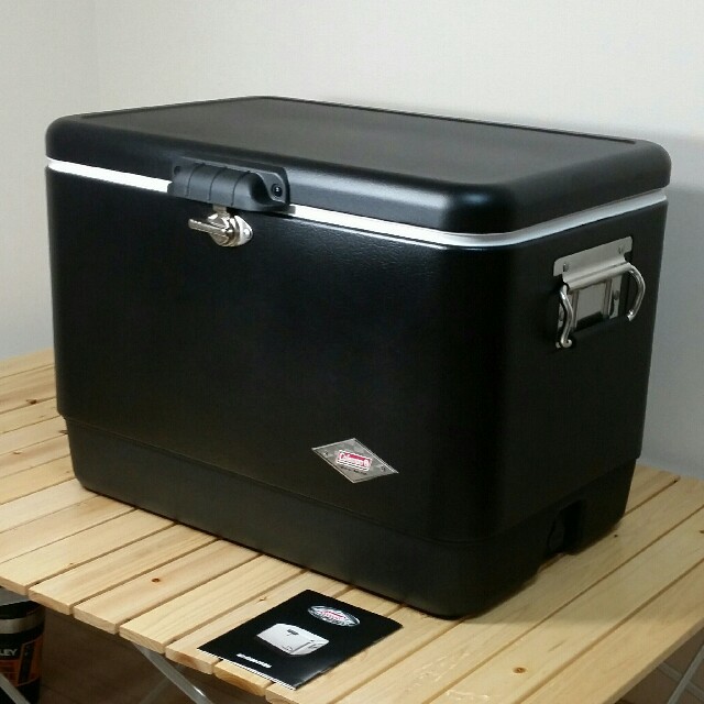 Coleman - 新品 コールマン スチールベルト マットブラック 54QT クーラーボックスの通販 by 誉れ屋｜コールマンならラクマ