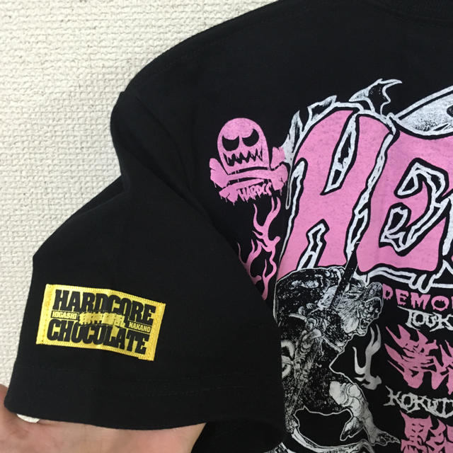 HARDCORE CHOCOLATE(ハードコアチョコレート)の映画「TOO YOUNG TOO DIE 」地獄図(ヘルズ)バンドTシャツ レディースのトップス(Tシャツ(半袖/袖なし))の商品写真