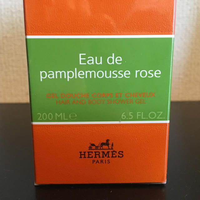 Hermes(エルメス)のHERMES ヘア＆ボディーシャワージェル コスメ/美容のボディケア(ボディローション/ミルク)の商品写真