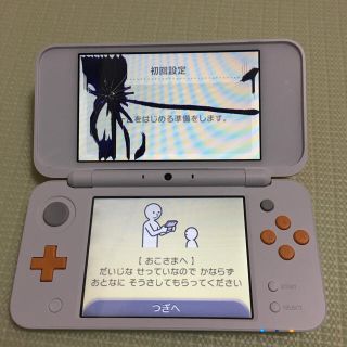 ニンテンドー2DS(ニンテンドー2DS)のmasmi様専用 任天堂 2DSLLホワイト×オレンジ ジャンク(家庭用ゲーム機本体)