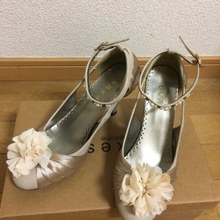 アクシーズファム(axes femme)の結婚式用パンプス axes femme ☆☆美品 箱あり(ハイヒール/パンプス)