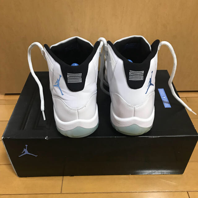 NIKE(ナイキ)の美品です！AJ 11 AIR JORDAN 11 LEGEND BLUE メンズの靴/シューズ(スニーカー)の商品写真