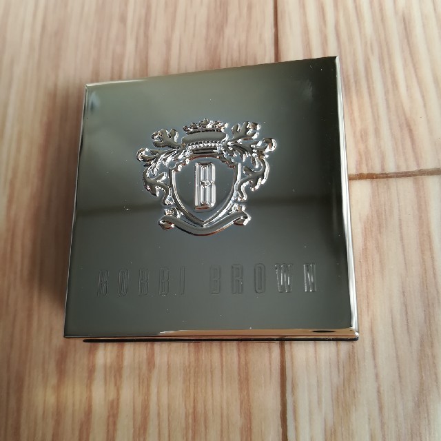 BOBBI BROWN(ボビイブラウン)のBOBBI BROWN　アイシャドウ コスメ/美容のベースメイク/化粧品(アイシャドウ)の商品写真