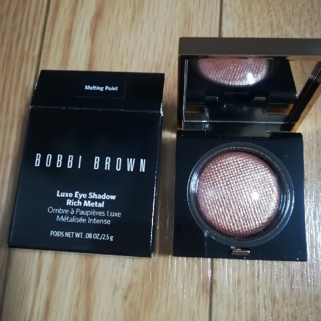 BOBBI BROWN(ボビイブラウン)のT様　専用　BOBBI BROWN　アイシャドウ　新品 コスメ/美容のベースメイク/化粧品(アイシャドウ)の商品写真