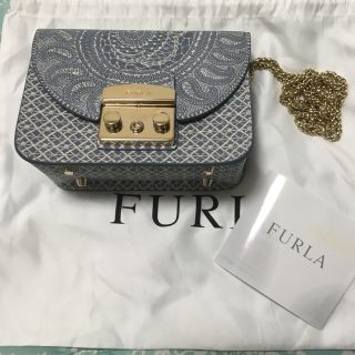 フルラ(Furla)の美品 フルラ メトロポリス レース柄(ショルダーバッグ)