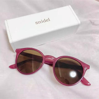 スナイデル(SNIDEL)の【snidel】新品未使用♥ カラーサングラス  ピンク(サングラス/メガネ)