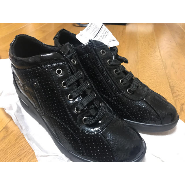 Asics アシックス おしゃれスニーカー 黒の通販 By Meria S アシックスならラクマ