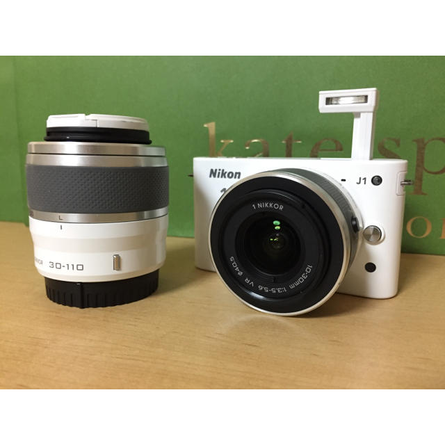 人気SALE2023Nikon - Nikon 1 J1 ☆大人気ホワイト ☆ダブルレンズ ...