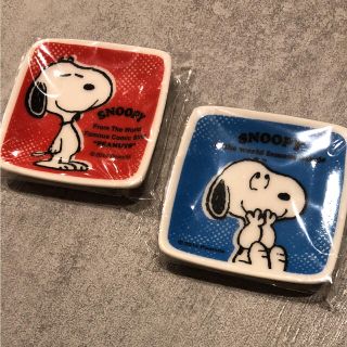 ピーナッツ(PEANUTS)の《新品未使用》スヌーピー 角小皿 豆皿 4枚セット(食器)