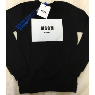 エムエスジイエム(MSGM)の数量限定価格‼️2018 SS 新作✨ MSGM ボックスロゴプリントスウェット(トレーナー/スウェット)