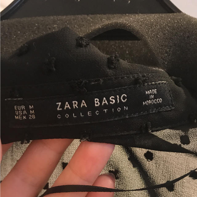 ZARA(ザラ)のザラ ドットブラウス レディースのトップス(シャツ/ブラウス(長袖/七分))の商品写真