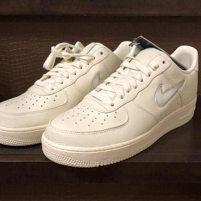 NIKE(ナイキ)の早い者勝ち NIKE AIR FORCE 1 PREMIUM Sail メンズの靴/シューズ(スニーカー)の商品写真