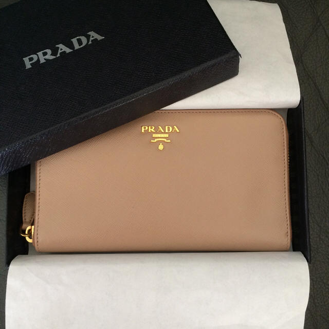 PRADA - 新品未使用 プラダ 財布 サフィアーノ ピンクベージュ