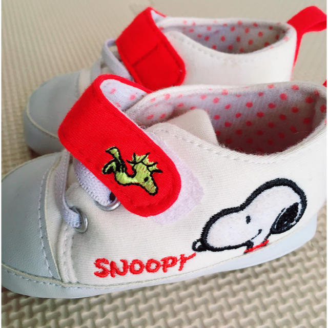 SNOOPY(スヌーピー)のSNOOPY 赤ちゃん 靴 キッズ/ベビー/マタニティのベビー靴/シューズ(~14cm)(スニーカー)の商品写真