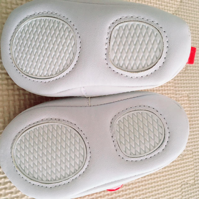 SNOOPY(スヌーピー)のSNOOPY 赤ちゃん 靴 キッズ/ベビー/マタニティのベビー靴/シューズ(~14cm)(スニーカー)の商品写真