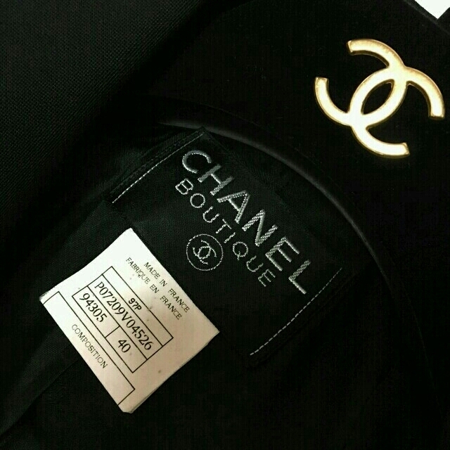 CHANEL(シャネル)の早い物がち♡超美品CHANELジャケット レディースのフォーマル/ドレス(スーツ)の商品写真