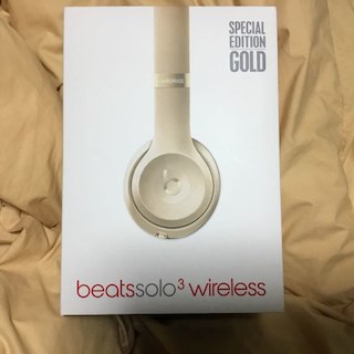 アップル(Apple)の送料無料☆正規品ワイヤレスbeats solo3 wirelessゴールド中古(ヘッドフォン/イヤフォン)